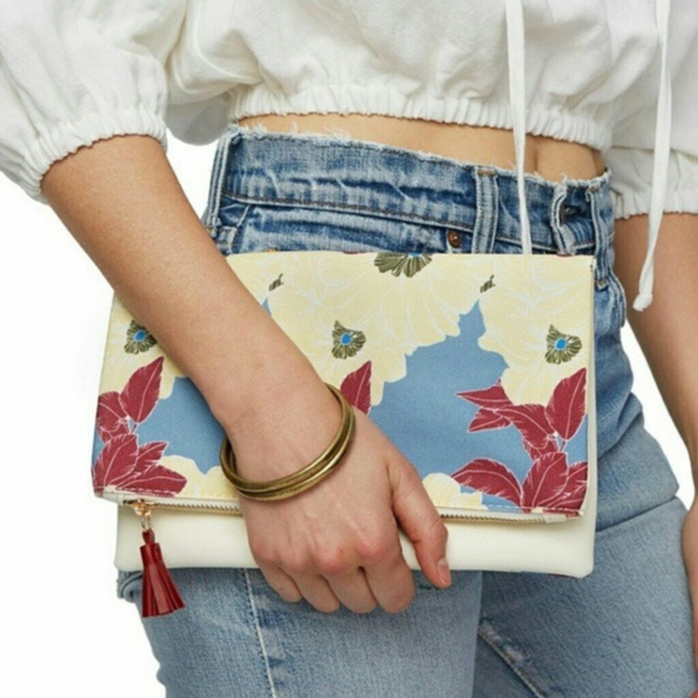 Rachel Pally Reversible Clutch Tan Floral Bloom - Picture 4 of 11
